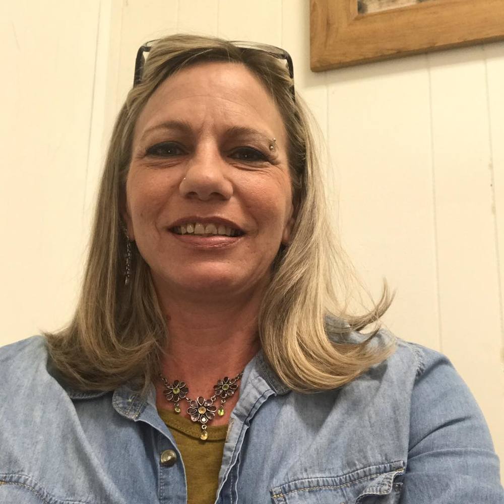 Meet your Posher, Jennifer